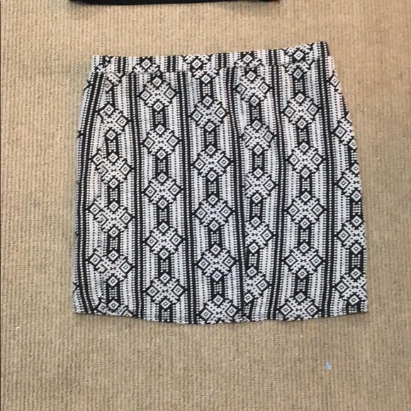 Body-con high low skirt pattern - Picture 3 of 3